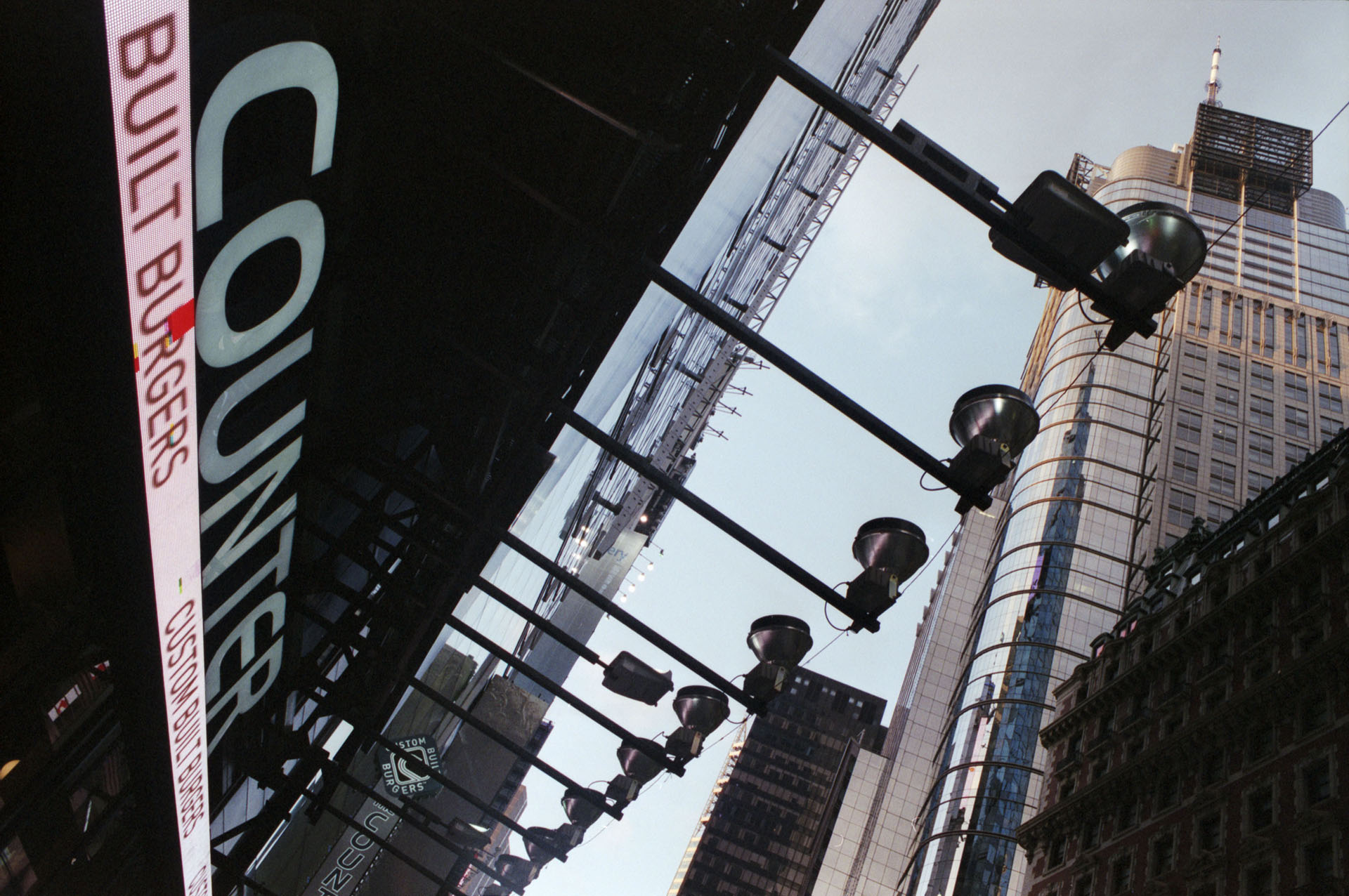 NY1_0203